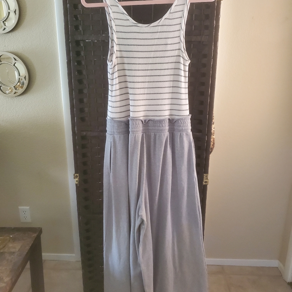 SoHo!!!! ROMPER - Picture 2 of 3